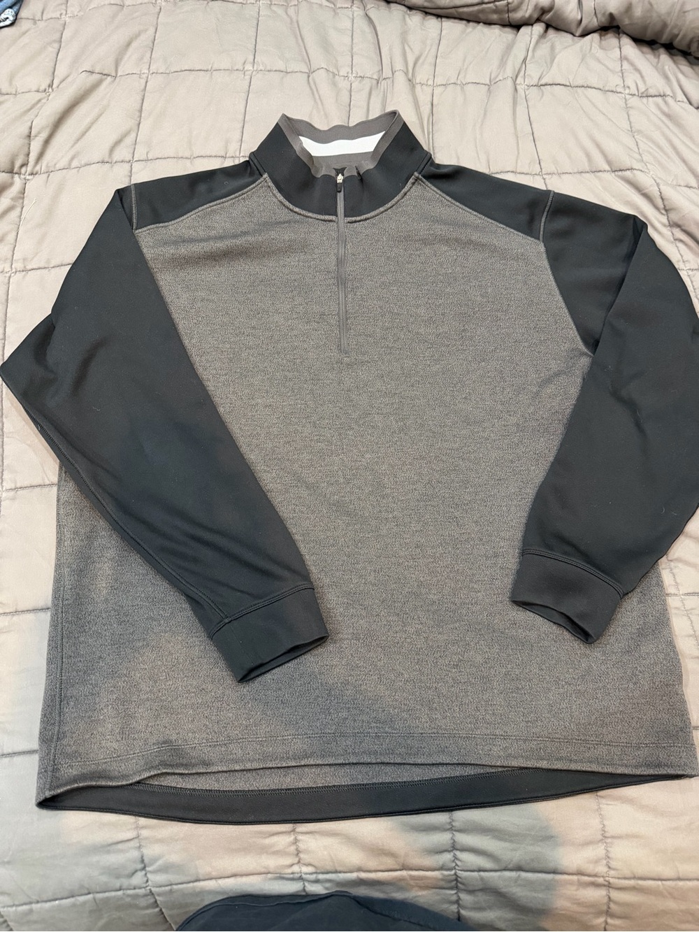 Nike Golf Black and Gray Quarter-Zip Performance Pullover